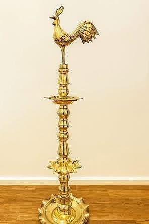 Stor oljelampa i äkta mässing från Sri Lanka – 150 cm