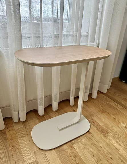 Sidobord Muuto Relate