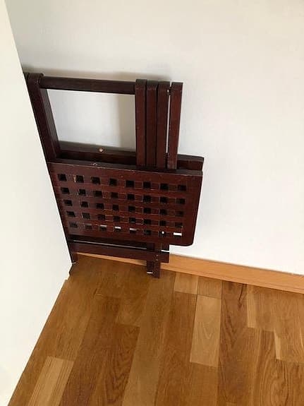 BORD: Fällbart Teak/mahogny färg, bord, 60x45 cm
