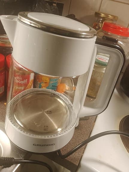 Billig men helt nytt Grunding med led-ljus 1,7L vattenkokare