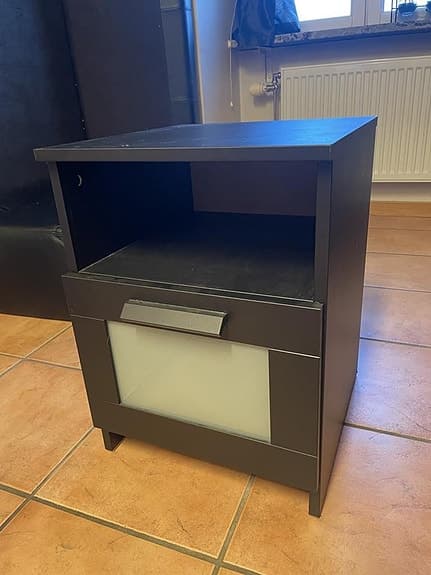 Ikea sängbord/avlastningsbord