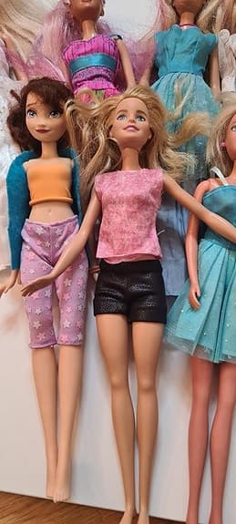 Stort dockpaket! Barbie, Simba, Mattel & Hasbro – 12 docko
