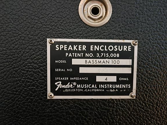 Fender Bassman 100 förstärkare och högtalare