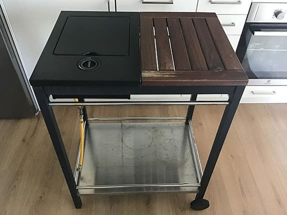 Utomhuskök med Gasbrännare 70*50*90 cm