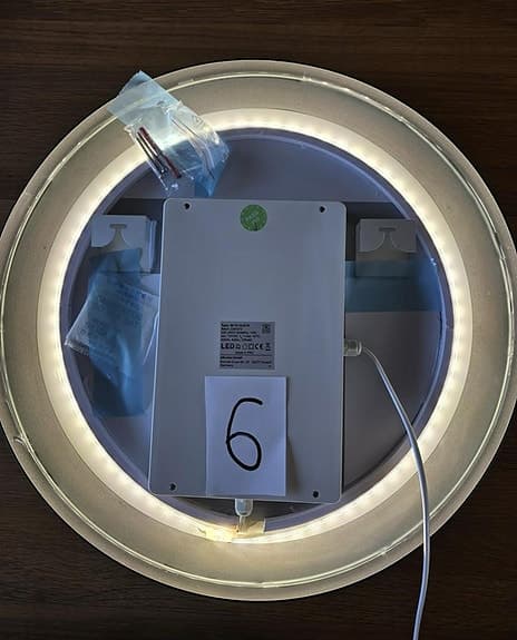 Spegel med LED-belysning (50cm)