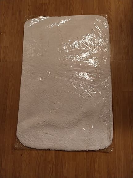 Badrumsmatta 2 st i härlig kvalitet