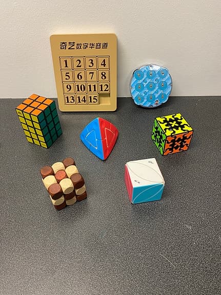 Unika Rubiks kuber och specialpussel