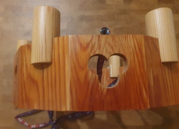 Väldigt fin ljuskrona för stearinljus med utsmyckning.