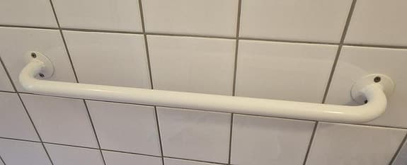 Badrumshandtag bredd 35 och 65 cm bred