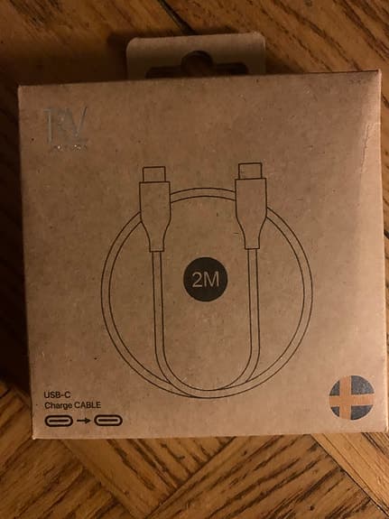 Snabbladdare, kabel och adapter i oöppnad förpackning!