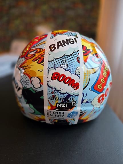 Barnhjälm till vespa