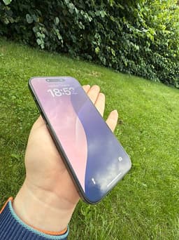 Iphone 15 pro fint skick