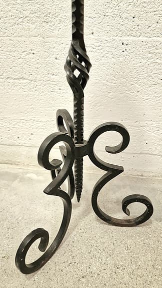 Golvljusstake 66 cm : Svartbehandlad smidesljusstake