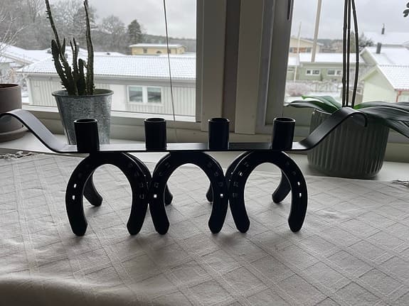 Handsmidd ljusstake från Mustafors bruk