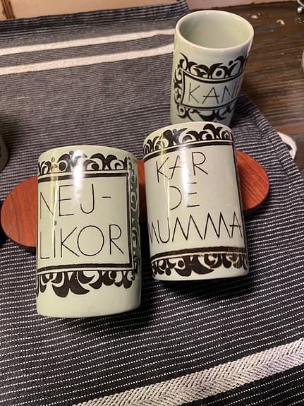 Rörstrands kryddburkar med teaklock
