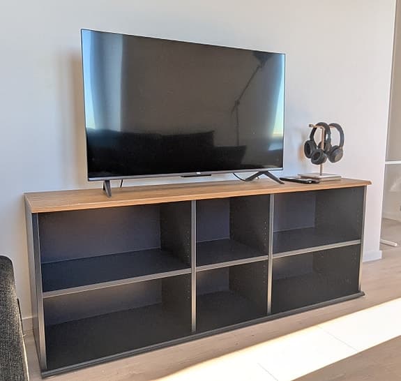 IKEA TV-BANK, SKRUVBY