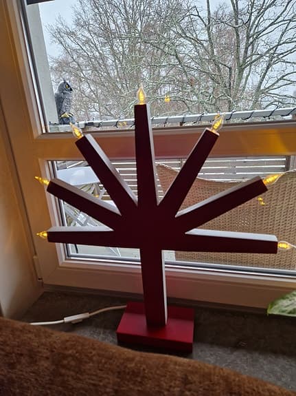 Röd/vit Adventsljusstake