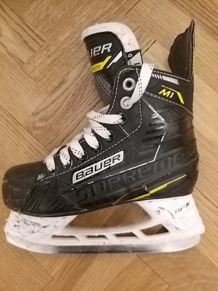 Bauer Supreme M1 Ishockeyskridskor barn storlek 35
