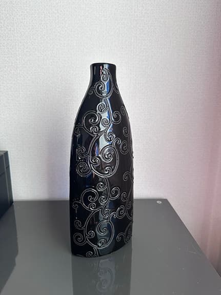 Elegant svart dekorationsvas – 30 cm