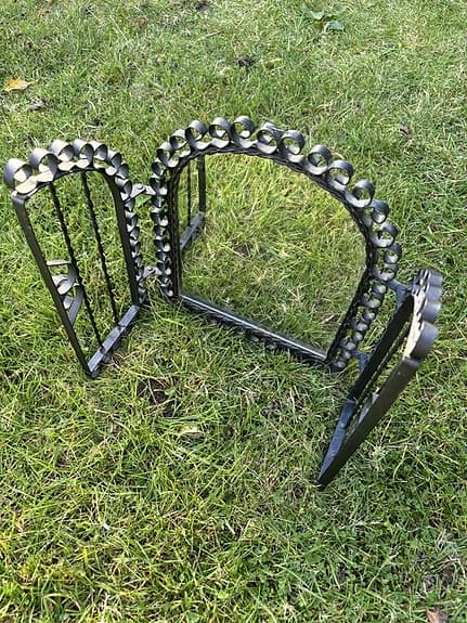 Svart smidesjärn spegel dekorativa detaljer Sminkspegel Retro Vintage Smide