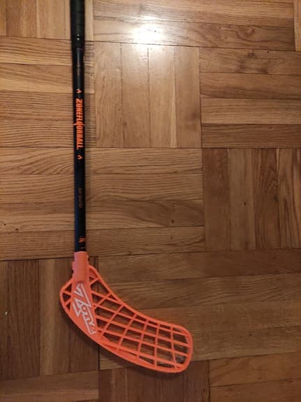 Zone innebandyklubba vänster