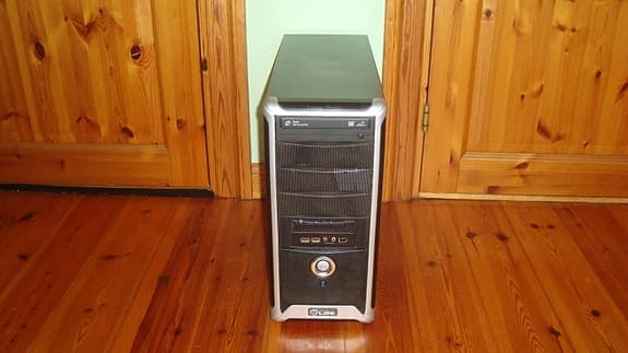 Speldator AMD Phenom X4 9950 Quad-Core @ 2,6 GHz, 4 kärnor och 4 trådar