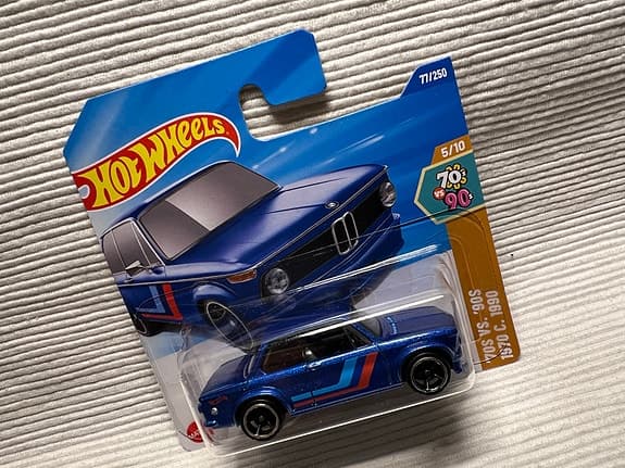 Hot Wheels BMW 2002 Leksaksbil Blå