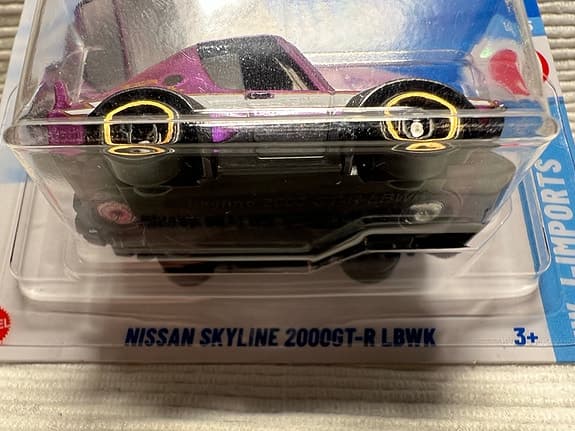 Hot Wheels Nissan Skyline 2000GT-R LBWK Leksaksbil Lila