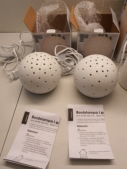 Bordslampor ” Globe ” och "Tube" porslin North Light