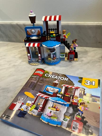Lego Creator 3 in 1 31077