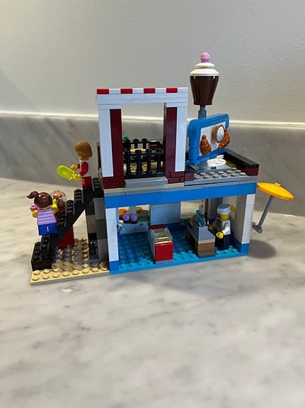 Lego Creator 3 in 1 31077