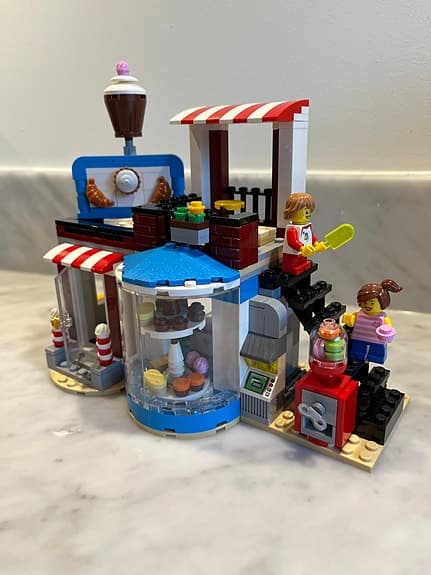 Lego Creator 3 in 1 31077