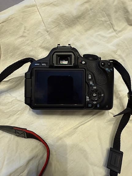 Canon EOS 600D med EFS 18-55mm