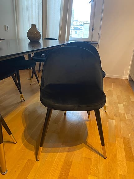Matgrupp med 6 Stolar