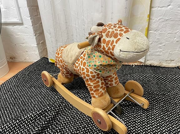 Teddykompaniet gunghäst giraff Diinglisar