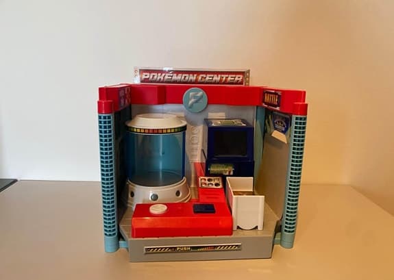 Pokémon Academy playset med ljud och ljus.