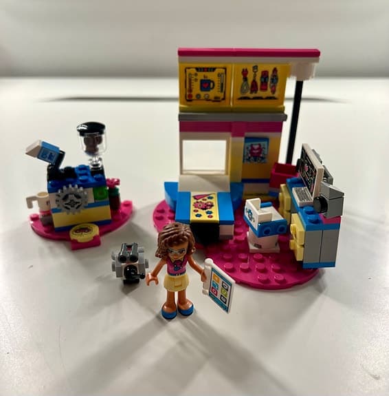 Lego Friends 41329 Olivias lyxiga sovrum