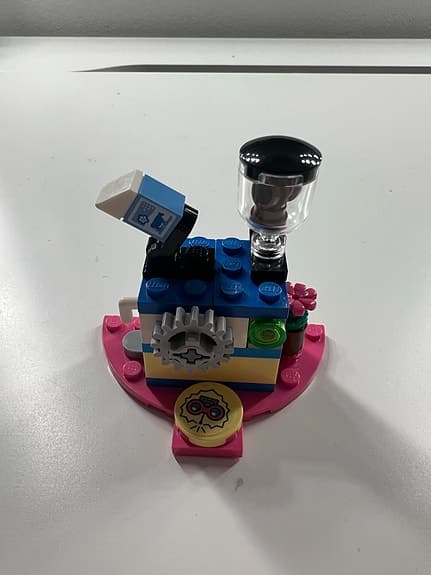 Lego Friends 41329 Olivias lyxiga sovrum
