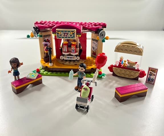 Lego Friends 41334 Andrea’s parkframträdande