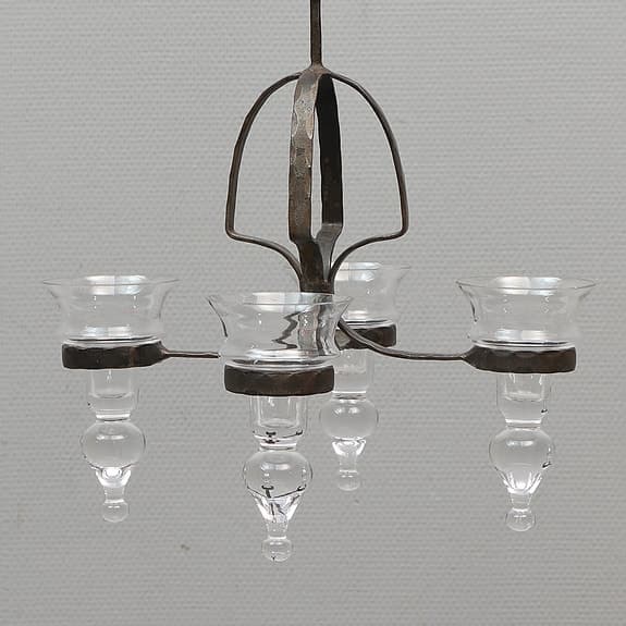 Bertil Vallien ljuskrona Boda smide 4 ljuskällor i glas, 1900-tal.