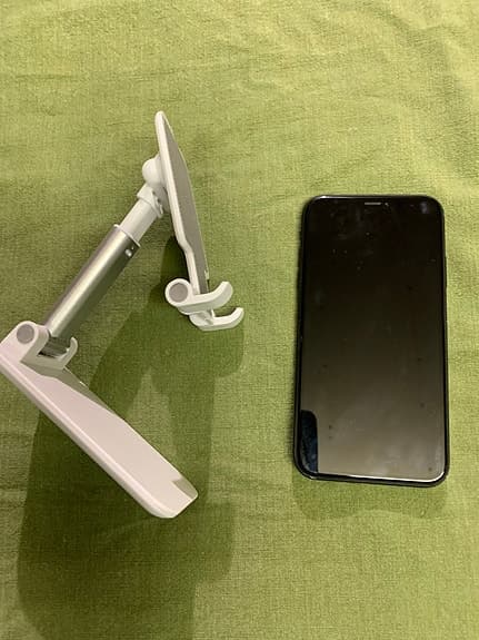 Mobilhållare vit justerbar