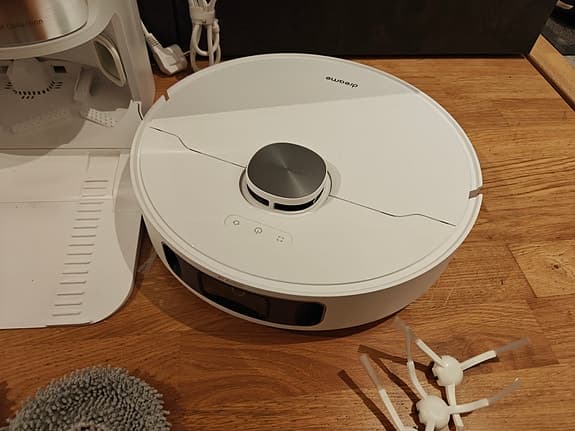 Dreame L10s Ultra robotdammsugare m. tillbehör
