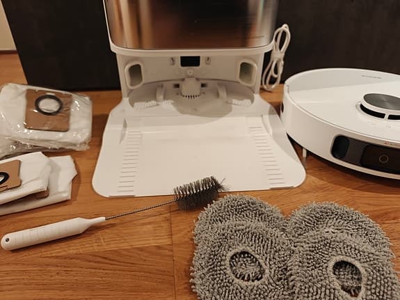 Dreame L10s Ultra robotdammsugare m. tillbehör