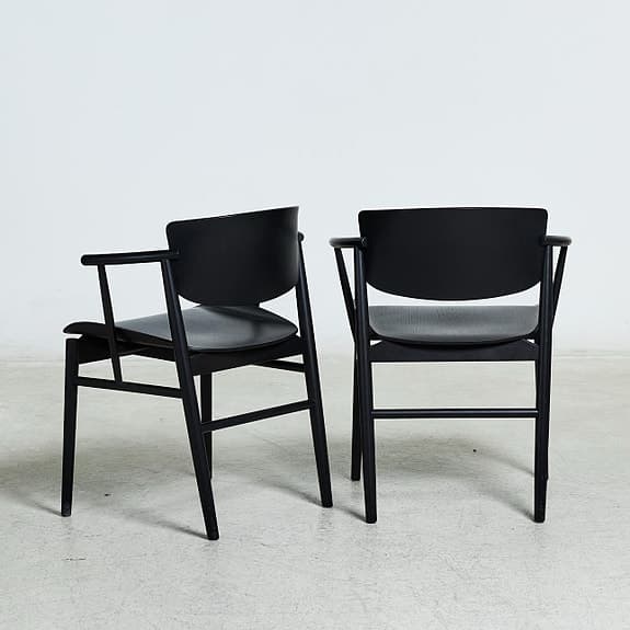 FRITZ HANSEN design stolar NO1  Nendo karmstolar 4 stycken