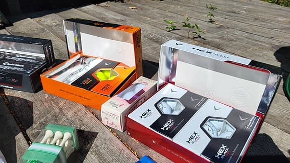 Div golfprylar, bollar, peggar m.m.