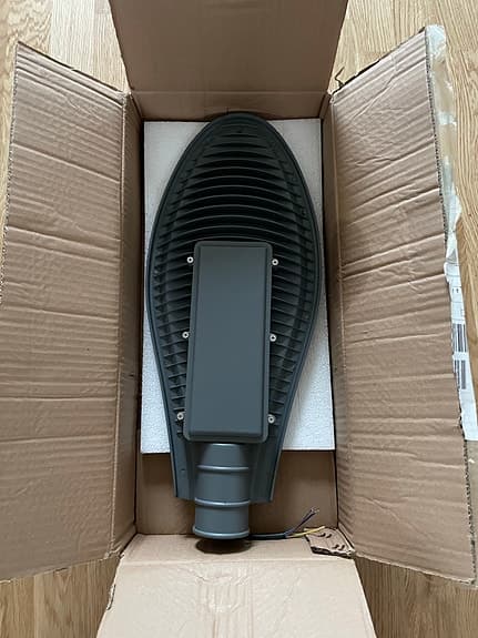 Gårdsarmatur ny i kartong