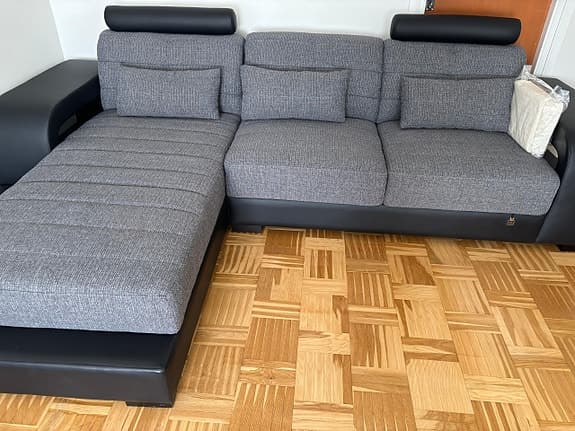 Soffa med Divan och belysning Nytt skick
