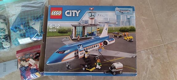 LEGO City 60104 Passagerarflygplan byggsats