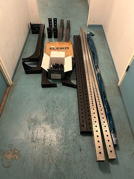 Eleiko prestera half rack stainless, skivstång och viktplattor