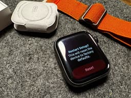 Apple Series 8 45mm cellular Stainless Steel Smartwatch i grafitboett